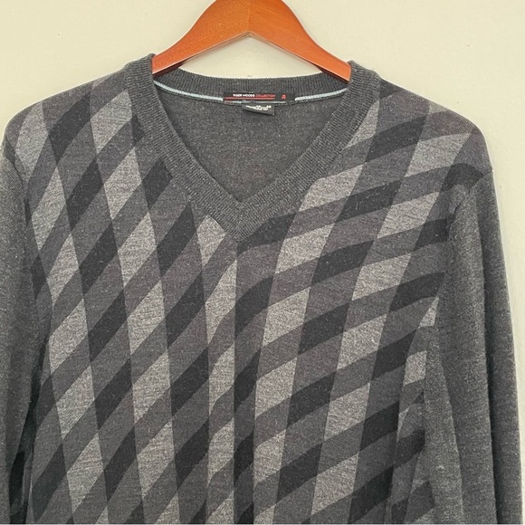 Tiger Woods Collection Wool Sweaters Mens XL Gray/Black V-Neck Pullover Golf coz - Picture 2 of 14